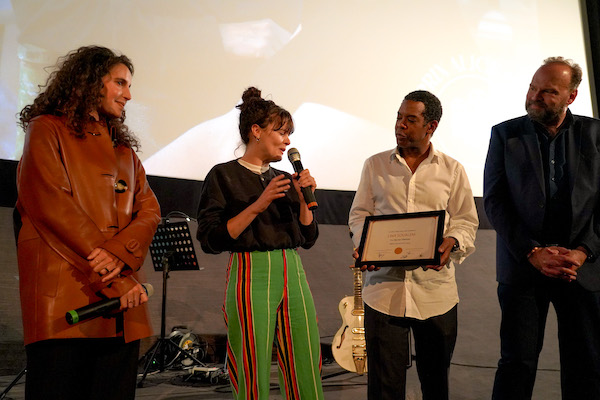 Le jury félicite Lina Soualem pour le Prix Alice Guy